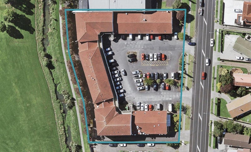 23/29 Aviemore Drive, Highland Park, Auckland - Carousel 1