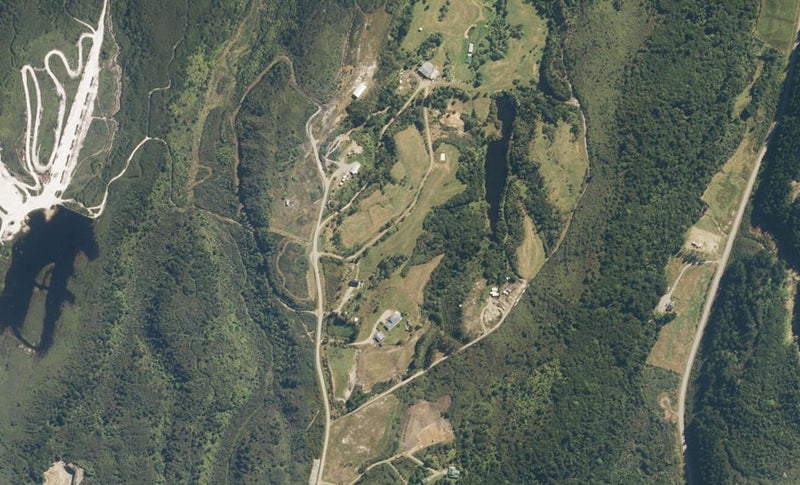 2/130 Cement Lead Road, Blue Spur, Hokitika - Carousel 1