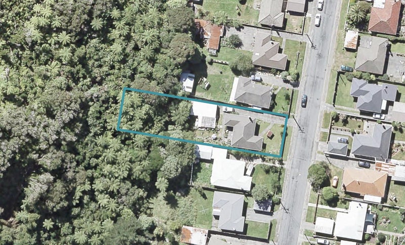 48 Sunny Grove, Wainuiomata, Lower Hutt - Carousel 1