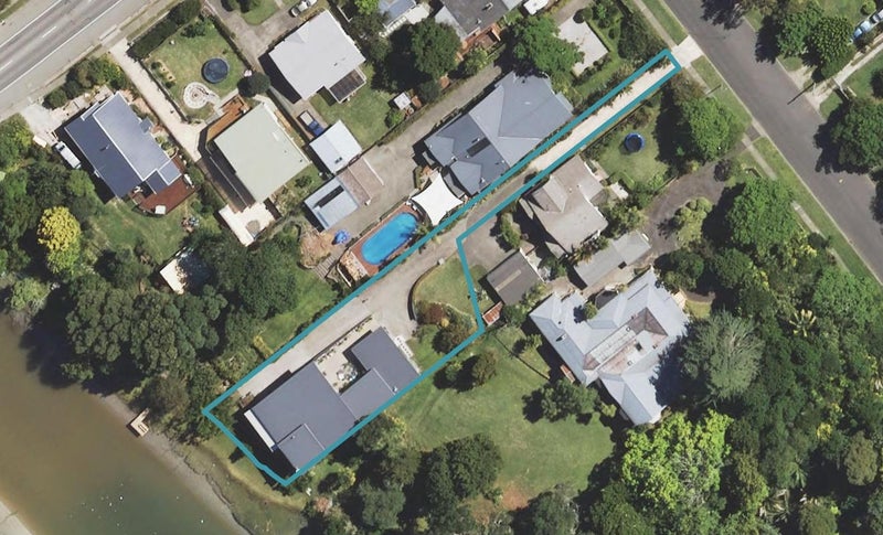 124 Stout Street, Whataupoko, Gisborne - Carousel 1
