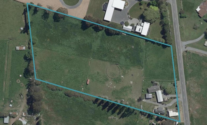 435 Lower Styx Road, Spencerville, Christchurch - Carousel 1