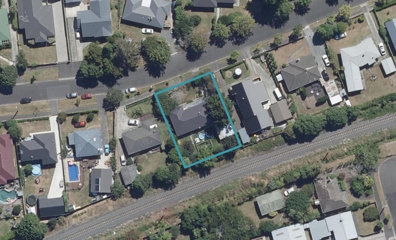 26 Gillies Avenue, Claudelands, Hamilton - Carousel 1