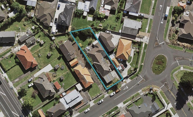 8 Kautami Avenue, Papatoetoe, Auckland - Carousel 1