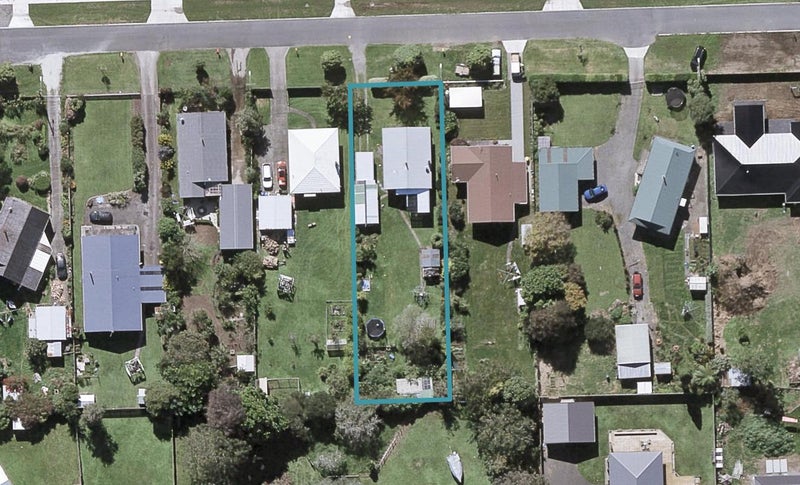 12 Smith Street, Lepperton, New Plymouth - Carousel 1