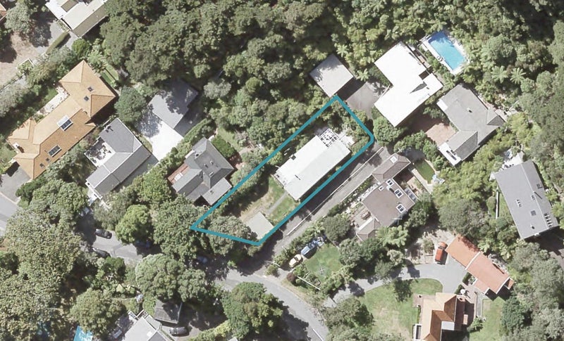 17 Walter Road, Lowry Bay, Lower Hutt - Carousel 1