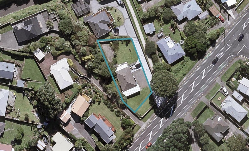 110 South Road, Spotswood, New Plymouth - Carousel 1