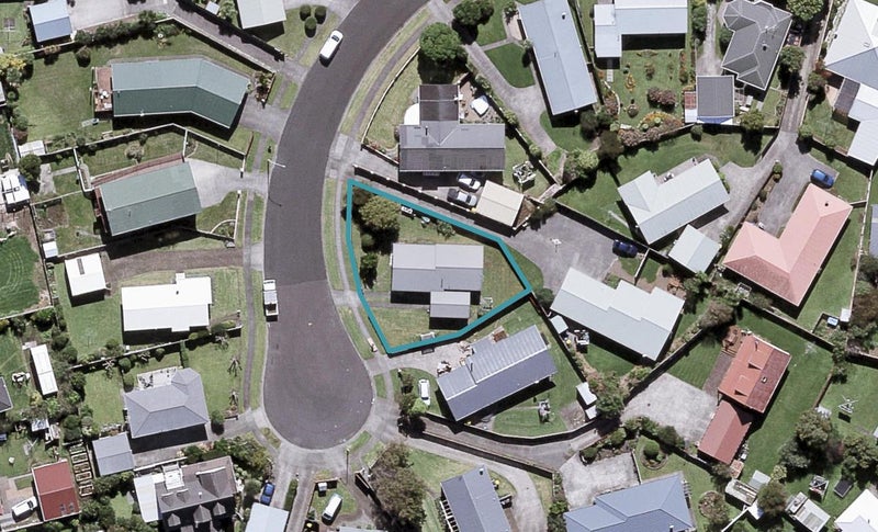 23 Meade Place, Bell Block, New Plymouth - Carousel 1