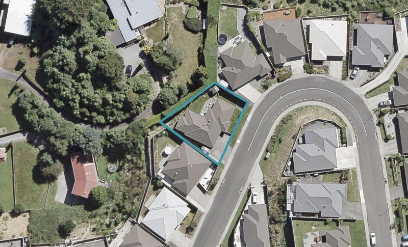 27 Speldhurst Grove, Stokes Valley, Lower Hutt - Carousel 1