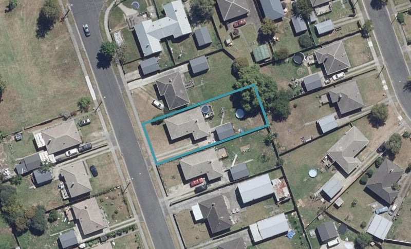 48 Tennyson Road, Enderley, Hamilton - Carousel 1