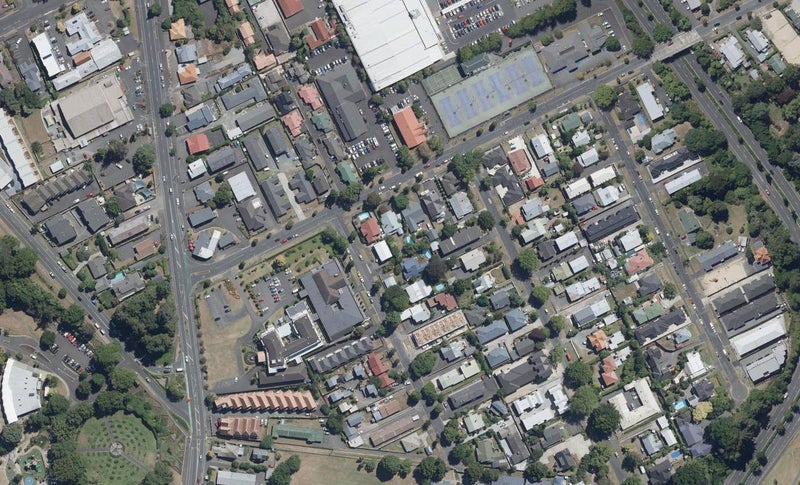 4/29 Palmerston Street, Hamilton Central, Hamilton - Carousel 1