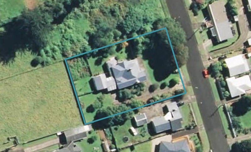 25 Brecon Road, Stratford, Stratford - Carousel 1
