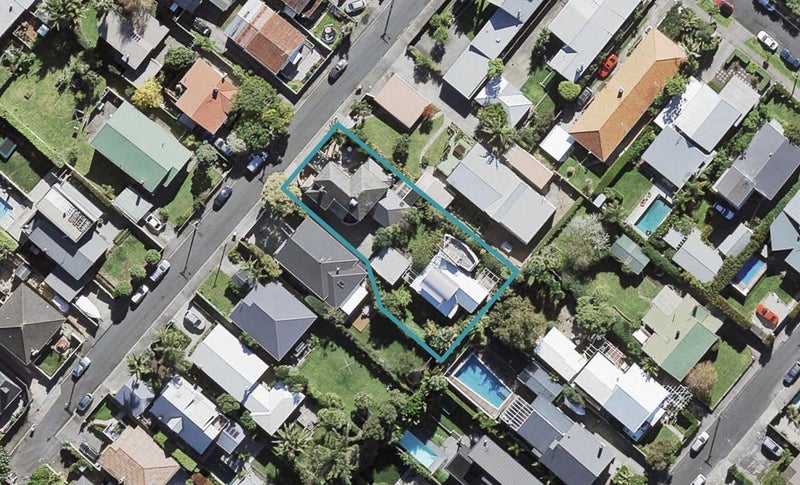 1/15 Webber Street, Grey Lynn, Auckland - Carousel 1