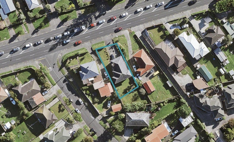 55 Maioro Street, New Windsor, Auckland - Carousel 1