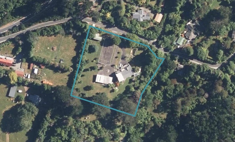 16 Crest Road, Akatarawa, Upper Hutt - Carousel 1