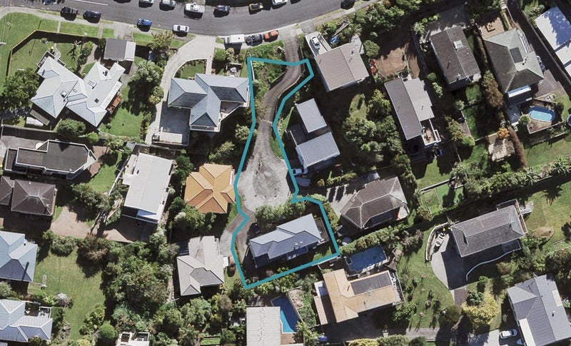 5C Speedy Crescent, Hillcrest, Auckland - Carousel 1