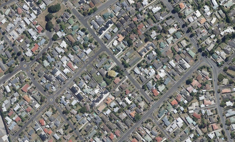 1/13 Heath Street, ST ANDREWS, HAMILTON - Carousel 1