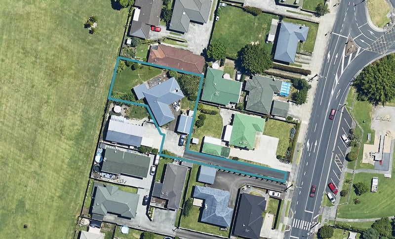 84 Otumoetai Road, Judea, Tauranga - Carousel 1
