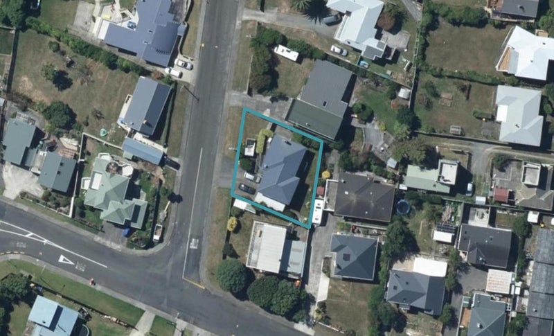 2A Thornley Street, Titahi Bay, Porirua - Carousel 1