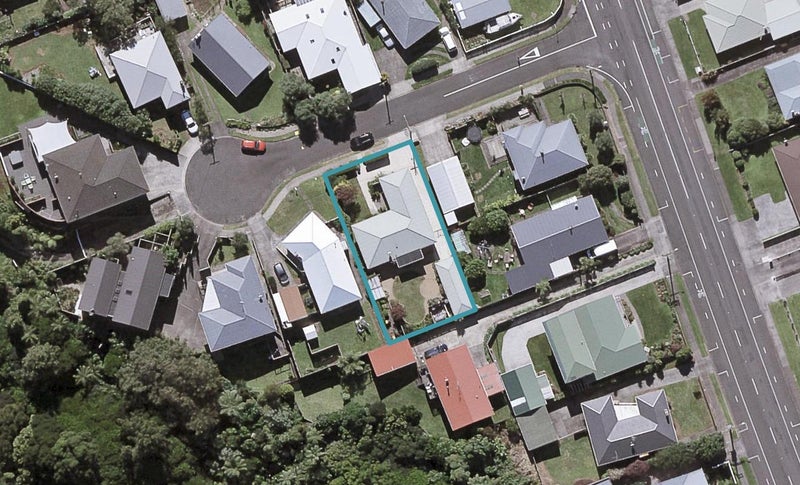5 Margaret Place, Merrilands, New Plymouth - Carousel 1