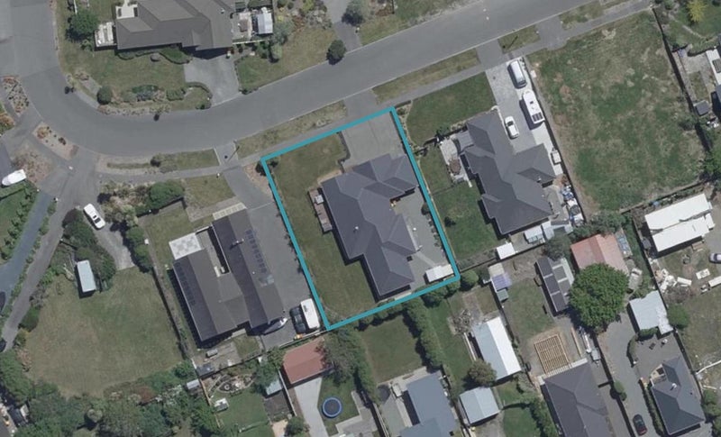 16 Nautilus Place, Spencerville, Christchurch - Carousel 1