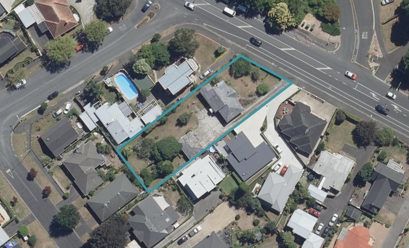 1315 Victoria Street, Beerescourt, Hamilton - Carousel 1