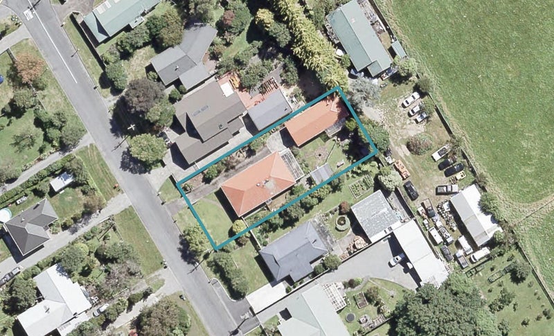 7 MacLaren Street, Maymorn, Upper Hutt - Carousel 1