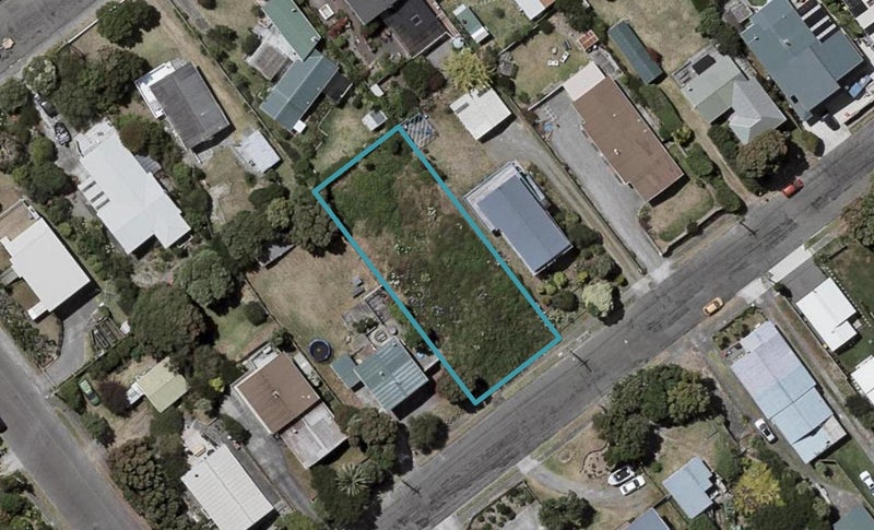7 Atua Street, Waikanae Beach, Waikanae - Carousel 1