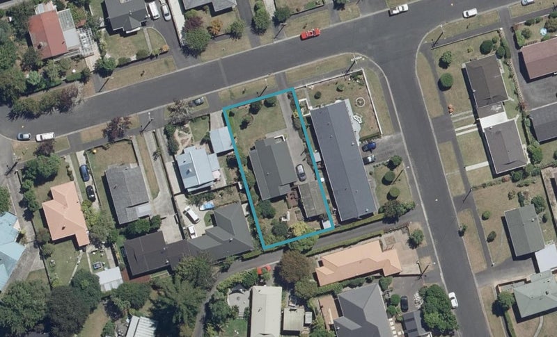 21 Winter Street, Fairfield, Hamilton - Carousel 1