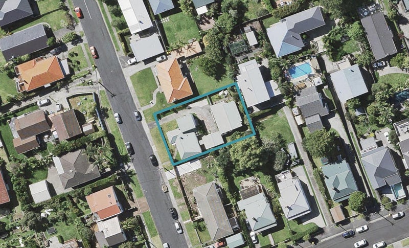 12 Regent Street, Devonport, Auckland - Carousel 1
