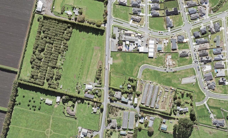 1177 Coatesville-Riverhead Highway, Kumeu - Carousel 1
