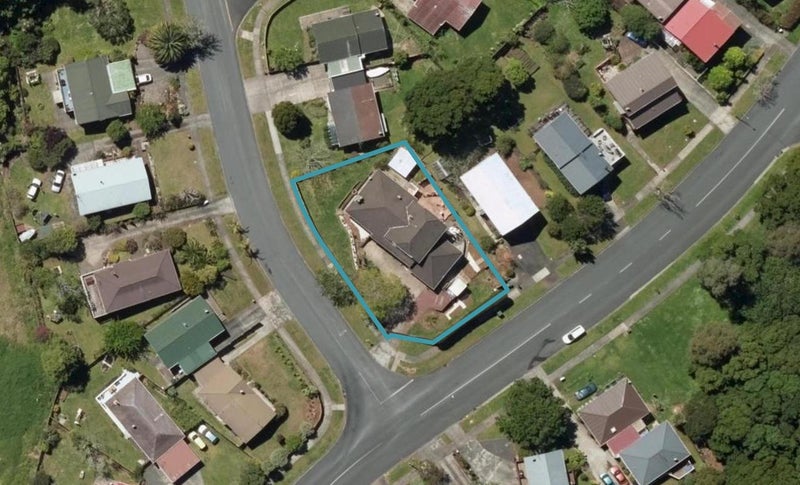 1/2 Escalona Street, Kamo, Whangarei - Carousel 1