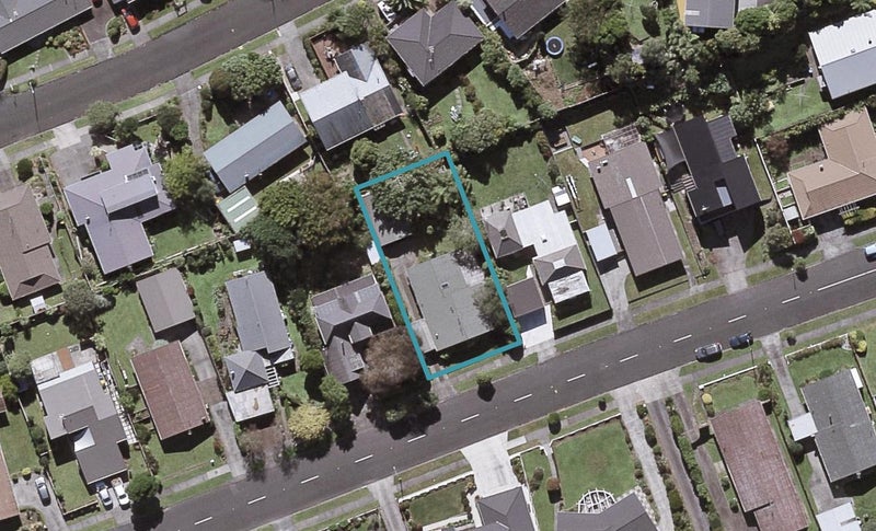10 Wesley Avenue, Frankleigh Park, New Plymouth - Carousel 1