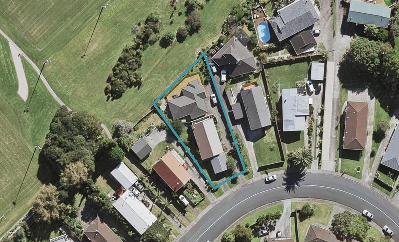 2/45 Velma Road, Hillcrest, Auckland - Carousel 1
