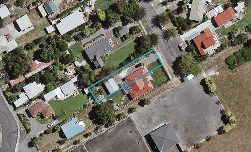 20 Memorial Park Avenue, Haumoana, Haumoana - Carousel 1