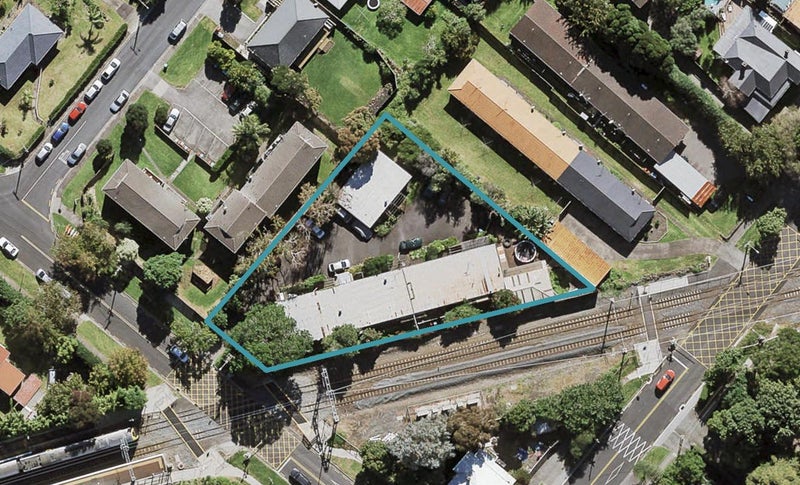 6/3 Rossgrove Terrace, Mount Albert, Auckland - Carousel 1