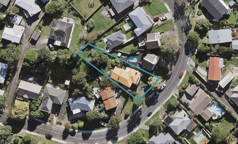 57 Monarch Avenue, Hillcrest, Auckland - Carousel 1