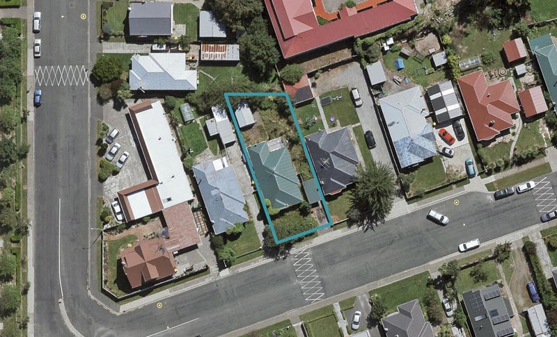 12 Islington Street, Turnbull Thomson Park, Invercargill - Carousel 1