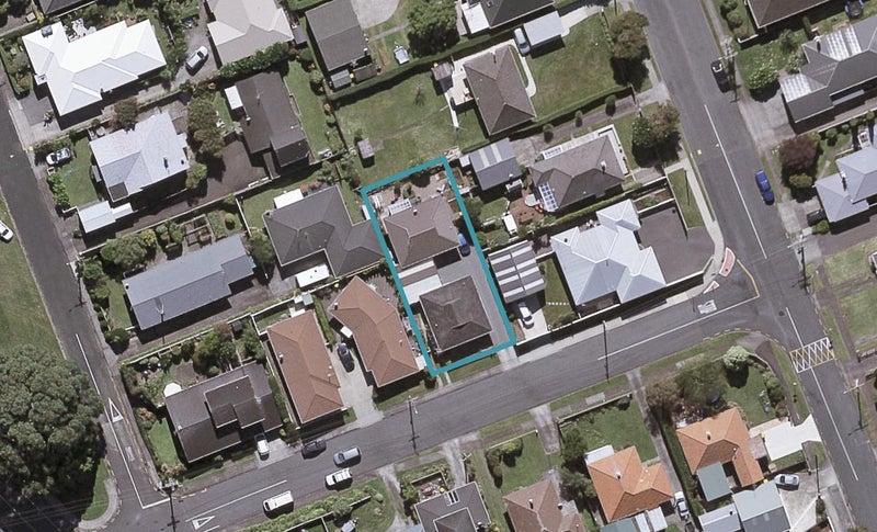 5A Union Street, Merrilands, New Plymouth - Carousel 1