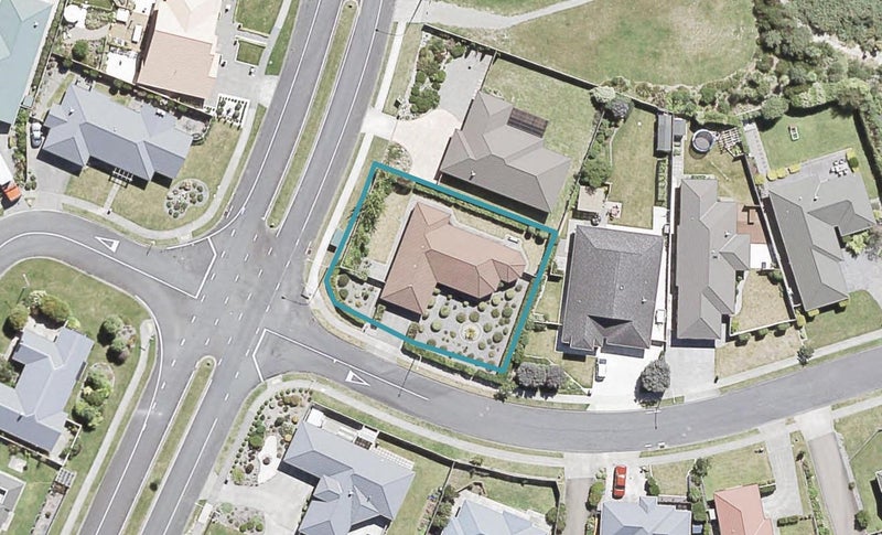 36 Kirton Drive, Riverstone Terraces, Upper Hutt - Carousel 1