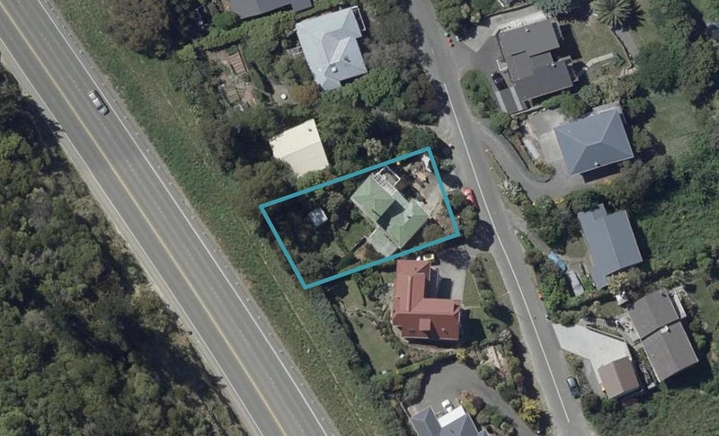 38 Flinders Road, Heathcote Valley, Christchurch - Carousel 1