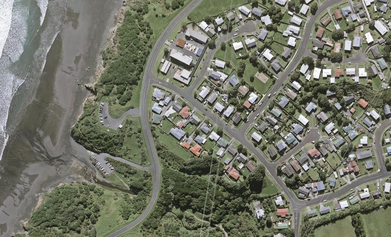 10 Rangitake Drive, Spotswood, New Plymouth - Carousel 1