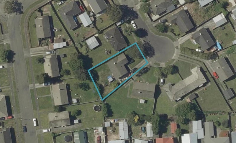 9 Heath Place, Awapuni, Palmerston North - Carousel 1