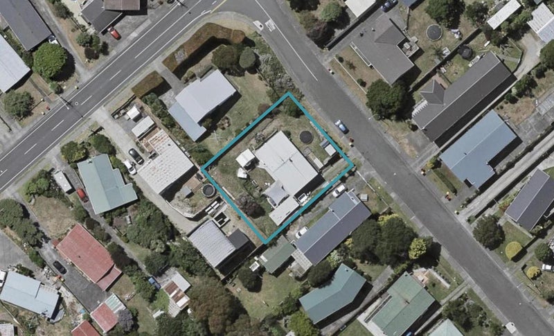 66 Donovan Road, Paraparaumu Beach, Paraparaumu - Carousel 1