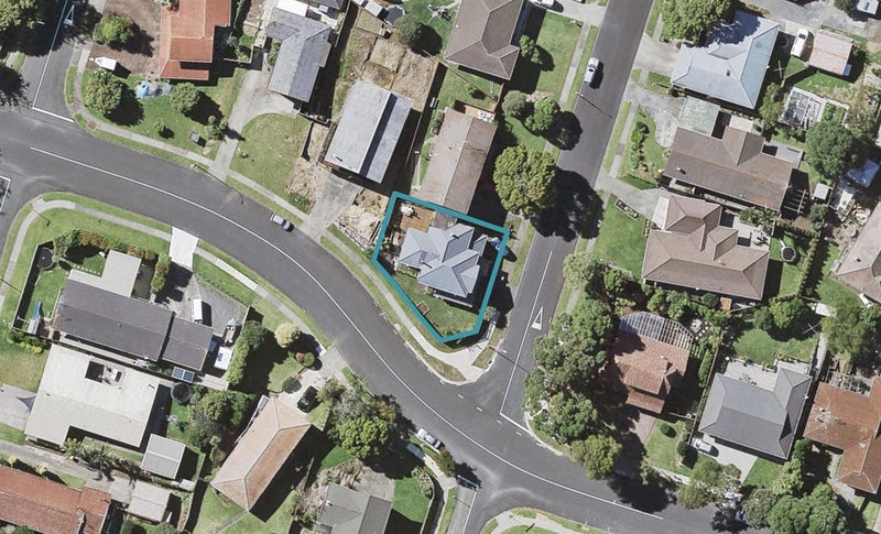 2/31 Borrowdace Avenue, Botany Downs, Auckland - Carousel 1