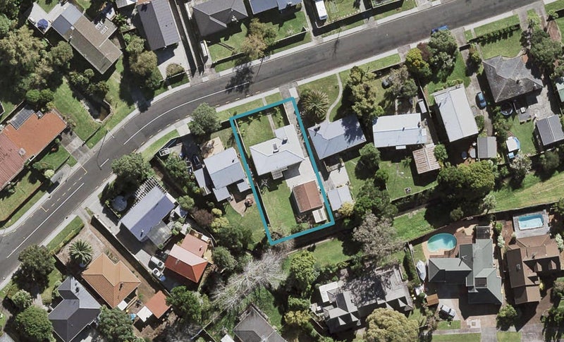 33 Sylvia Road, Hillcrest, Auckland - Carousel 1