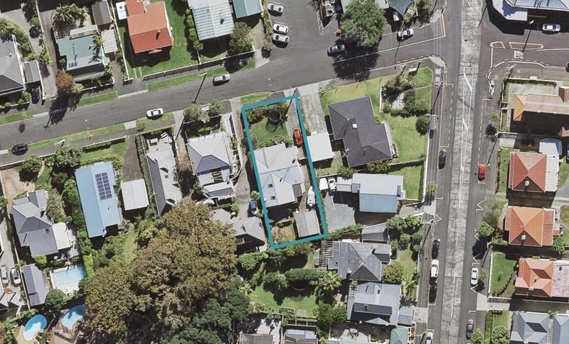 4 Vincent Road, Northcote Point, Auckland - Carousel 1