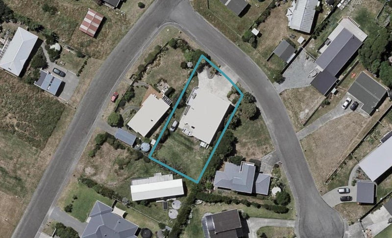 3 Sylvia Way, Te Horo Beach - Carousel 1