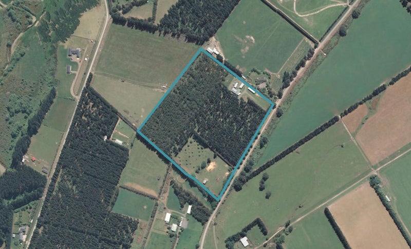 11 Smarts Road, Loburn, Rangiora - Carousel 1