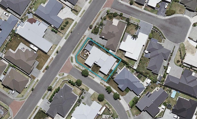 1 Milford Place, Poraiti, Napier - Carousel 1