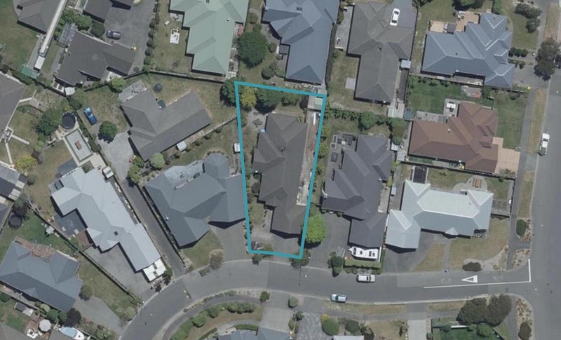 6 Evergreen Place, Parklands, Christchurch - Carousel 1
